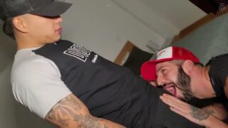 Levando o pau do Juan na Colômbia – Romeo Davis XL e Juan C