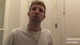 Caçador Checo 819 – Jaroslav, Denny